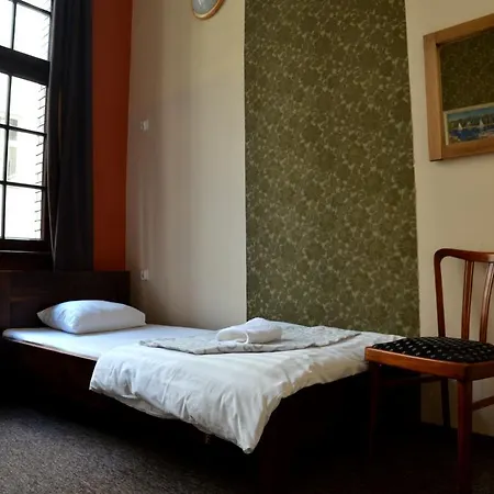 Hostel The One *