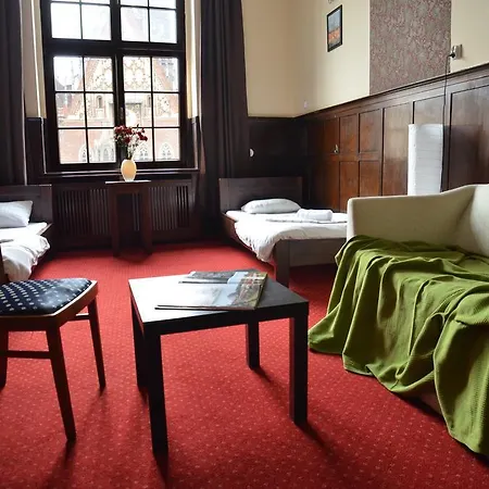 Hostel The One