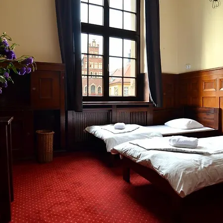 Hostel The One